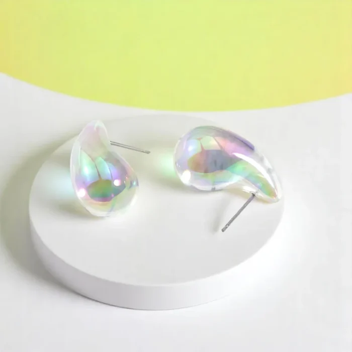 ClearTeardropEarrings_2